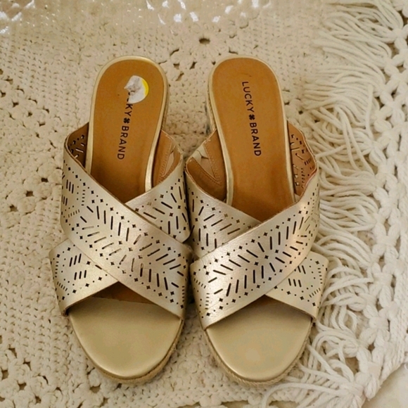 Lucky Brand |Gold Keela Leather Espadrille Sandal - Picture 4 of 6